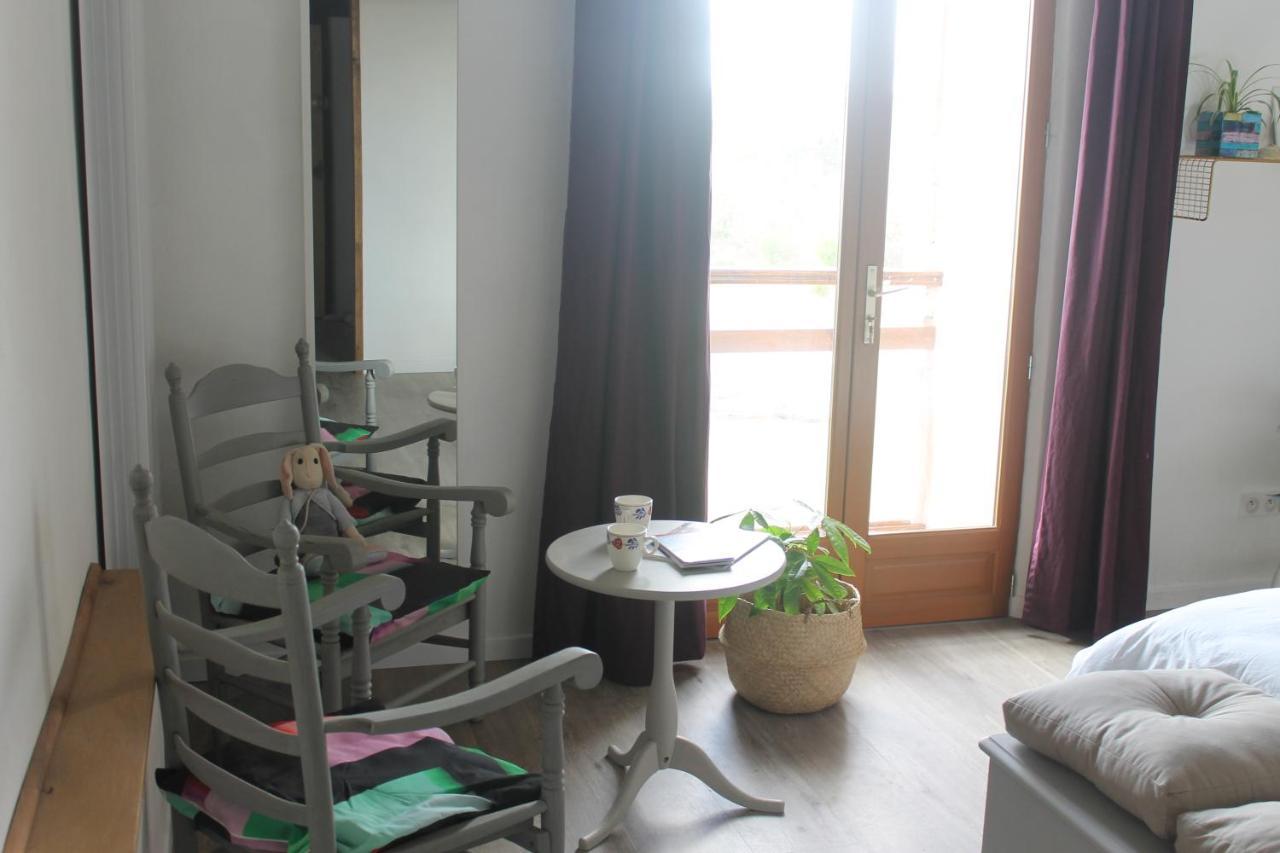 Au Mas De Janita Hotel Cahuzac-sur-Vere Exterior photo